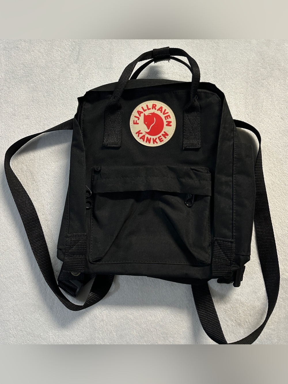 FJALLRAVEN KÅNKEN black mini backpack white red arctic fox logo - Picture 2 of 8